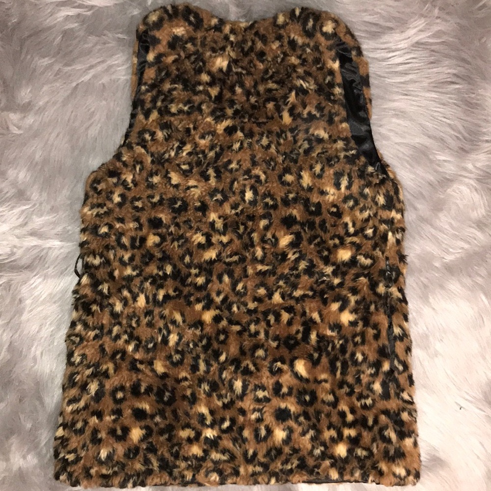 F21 Leopard Print Vest Size Small - image 3